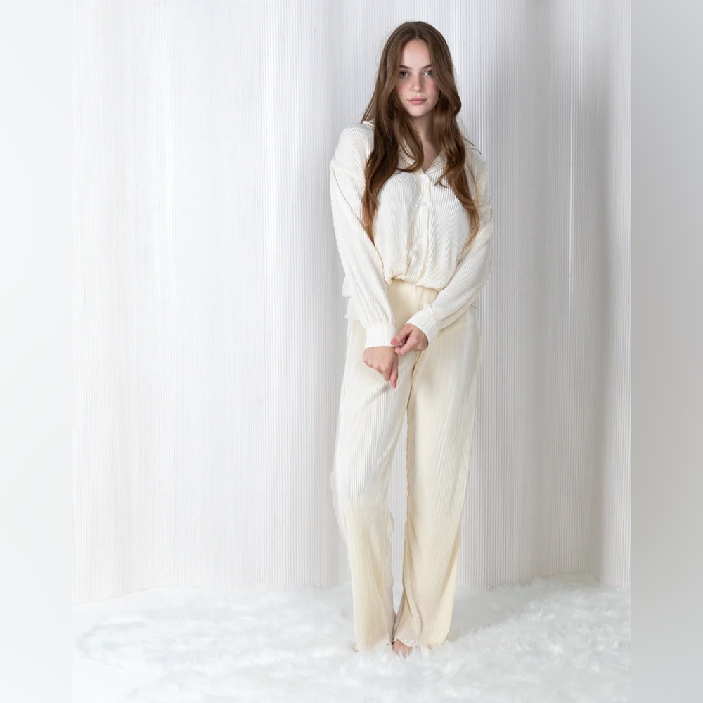 Pleats Please Set in Ivory - NWT